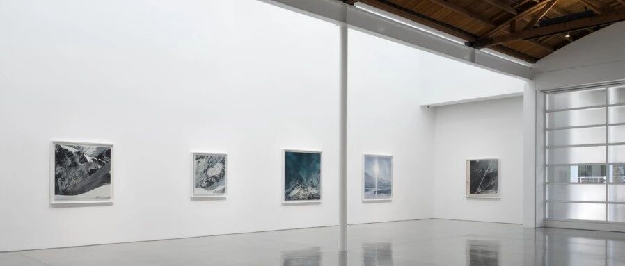 高古轩比弗利山庄｜打开多重现实之门：贾蔼力《平行绘画》系列展出中