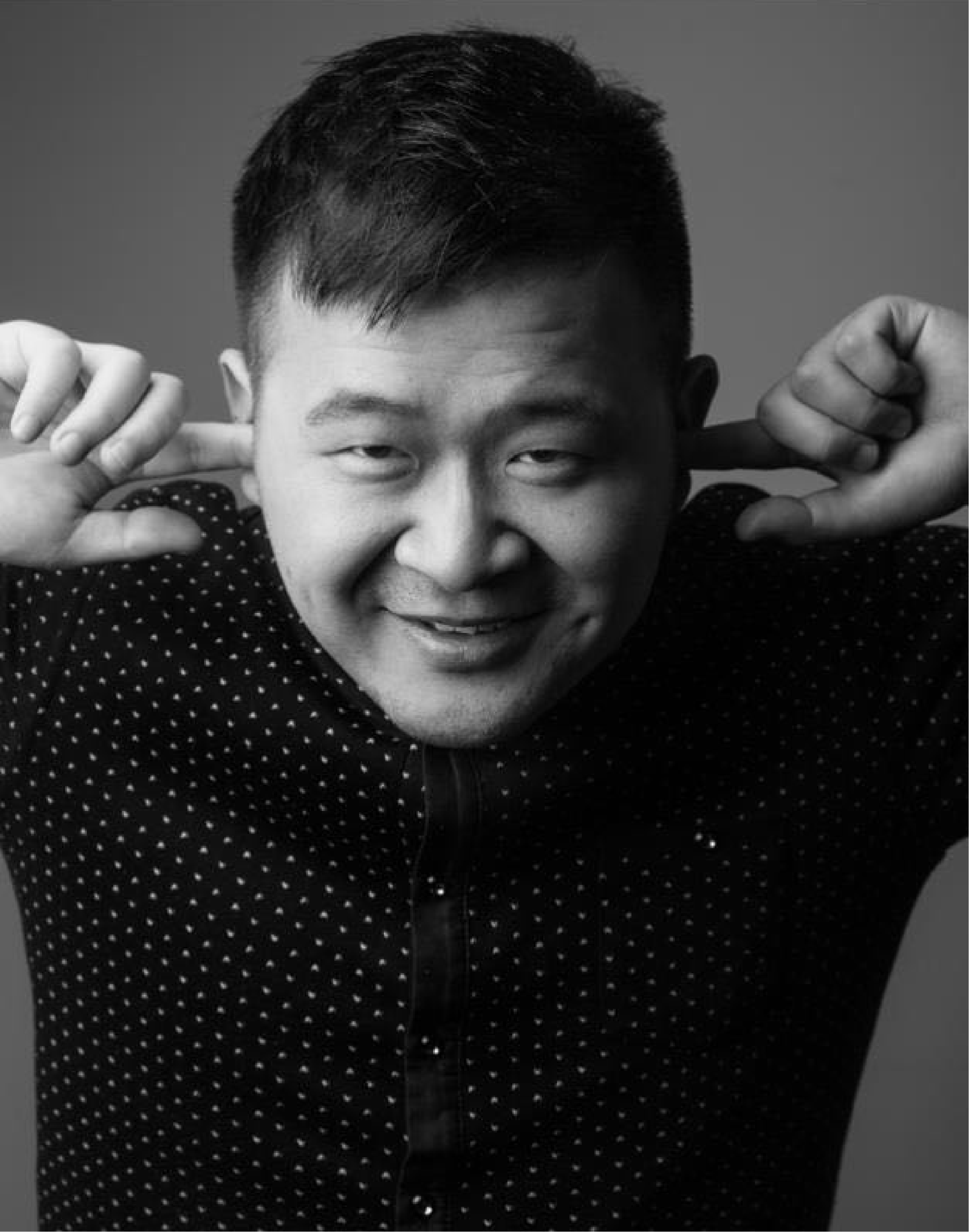 《灵魂同声》跨界艺术展｜郑俊龙：一层锡纸外壳，窥见当代人的精神内境
